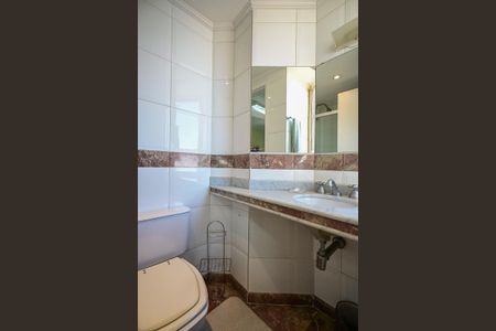Apartamento à venda com 300m², 4 quartos e 4 vagasBanheiro da Suíte 3