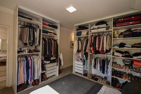 Apartamento à venda com 300m², 4 quartos e 4 vagasSuíte 1