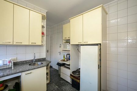Apartamento à venda com 300m², 4 quartos e 4 vagasCozinha