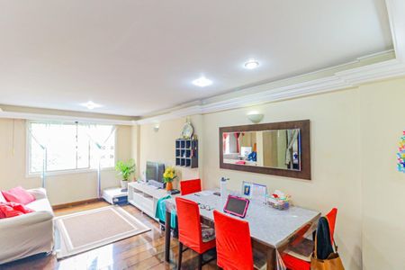 Apartamento à venda com 70m², 2 quartos e 2 vagas