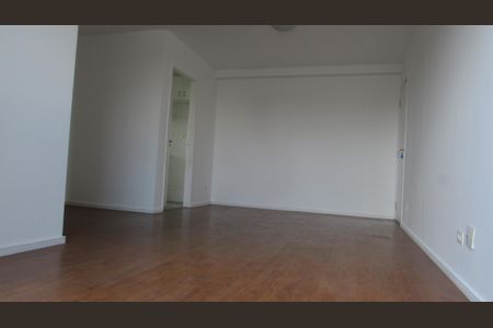 Apartamento à venda com 74m², 3 quartos e 1 vagaSala