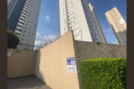 Apartamento à venda com 74m², 3 quartos e 1 vagaFachada - Placa