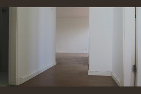 Apartamento à venda com 74m², 3 quartos e 1 vagaCorredor