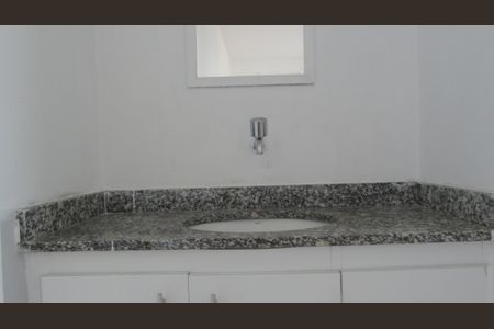 Apartamento à venda com 74m², 3 quartos e 1 vagaBanheiro da Suíte