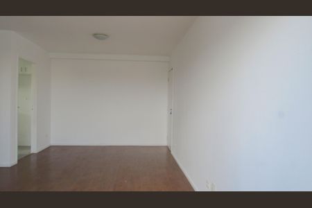 Apartamento à venda com 74m², 3 quartos e 1 vagaSala