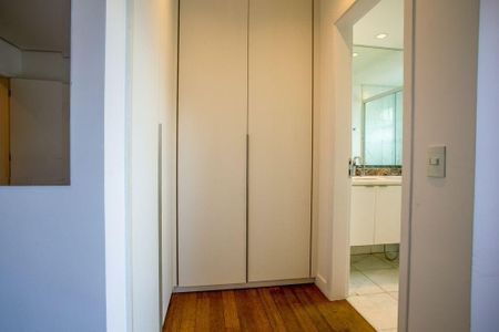 Apartamento à venda com 96m², 2 quartos e 2 vagas