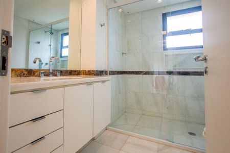 Apartamento à venda com 96m², 2 quartos e 2 vagas