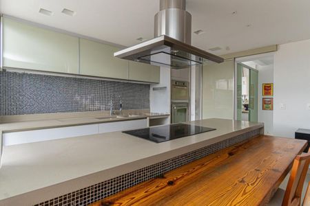 Apartamento à venda com 163m², 3 quartos e 4 vagas