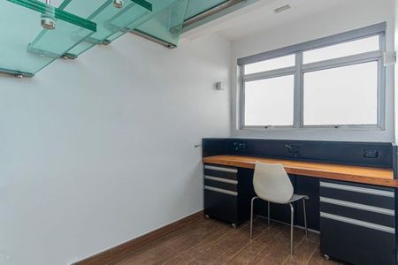 Apartamento à venda com 163m², 3 quartos e 4 vagas