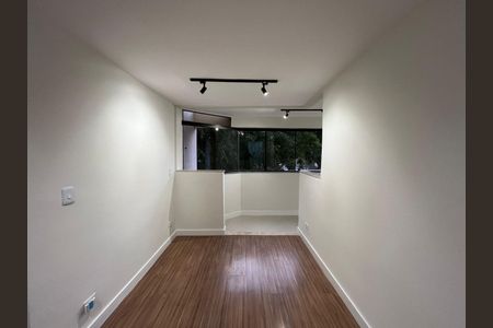 Apartamento à venda com 3 quartos, 68m² em Vila Sofia, São Paulo