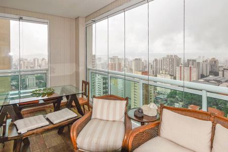 Apartamento à venda com 300m², 3 quartos e 5 vagas