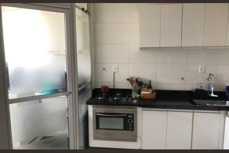 Apartamento à venda com 2 quartos, 61m² em Vila Anhanguera, São Paulo
