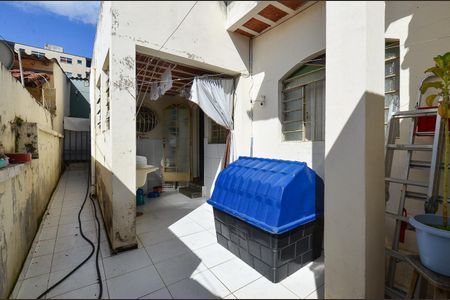 Casa à venda com 210m², 7 quartos e 4 vagas Casa à venda com 210m², 7 quartos e 4 vagasÁrea de Serviço