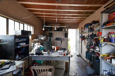 Casa à venda com 210m², 7 quartos e 4 vagas Casa à venda com 210m², 7 quartos e 4 vagasQuarto Externo