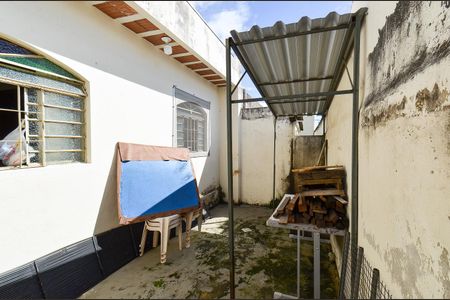 Casa à venda com 210m², 7 quartos e 4 vagas Casa à venda com 210m², 7 quartos e 4 vagasÁrea de Serviço