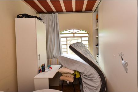 Casa à venda com 210m², 7 quartos e 4 vagas Casa à venda com 210m², 7 quartos e 4 vagasQuarto 3 Casa 2