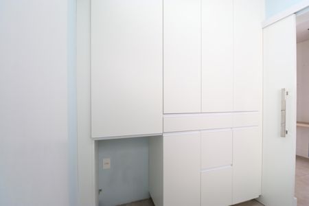 Apartamento para alugar com 129m², 3 quartos e 2 vagasÁrea e banheiro de Serviço