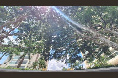 Apartamento para alugar com 129m², 3 quartos e 2 vagas Apartamento para alugar com 129m², 3 quartos e 2 vagasFachada