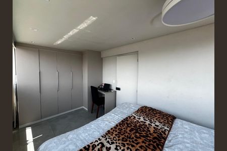 Apartamento à venda com 2 quartos, 76m² em Campo Limpo, São Paulo