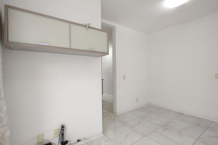 Sala de apartamento para alugar com 2 quartos, 46m² em Taquara, Rio de Janeiro