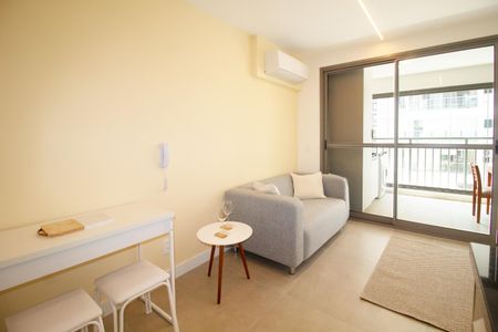 Apartamento para alugar com 37m², 1 quarto e sem vaga