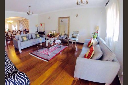 Casa à venda com 4 quartos, 400m² em Jardim Franca, São Paulo