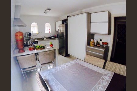 Casa à venda com 4 quartos, 400m² em Jardim Franca, São Paulo