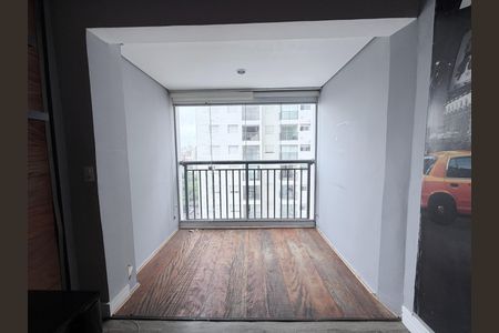 Apartamento à venda com 69m², 3 quartos e 1 vagaSacada