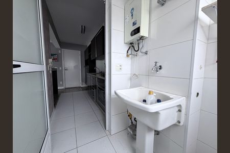 Apartamento à venda com 69m², 3 quartos e 1 vagaÁrea de Serviço