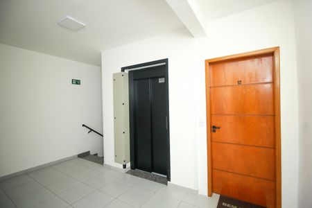 Apartamento para alugar com 107m², 2 quartos e 1 vaga