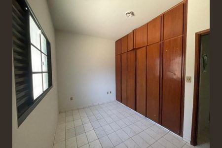 Casa para alugar com 170m², 3 quartos e 2 vagasquarto 3