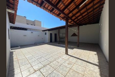 Casa para alugar com 170m², 3 quartos e 2 vagasArea de lazer