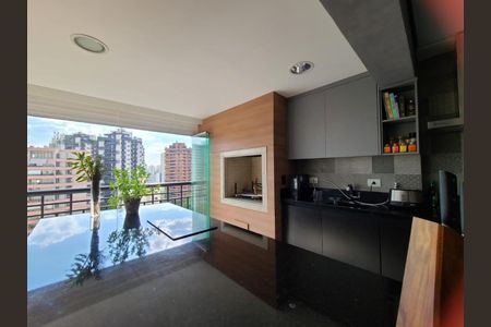 Apartamento à venda com 142m², 3 quartos e 4 vagas