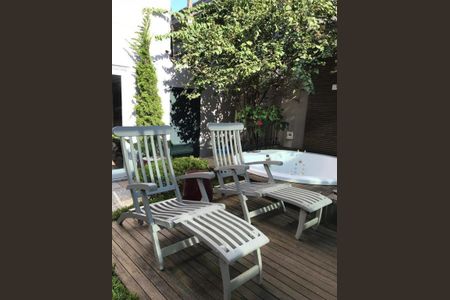 Casa à venda com 380m², 4 quartos e 4 vagas