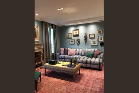 Casa à venda com 4 quartos, 380m² em Sumaré, São Paulo