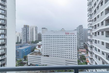 Varanda de kitnet/studio à venda com 1 quarto, 29m² em Vila Nova Conceição, São Paulo