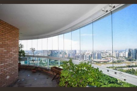 Apartamento à venda com 380m², 4 quartos e 6 vagas