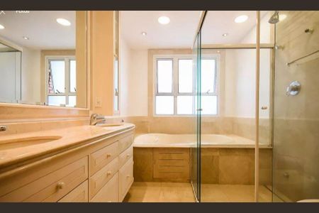 Apartamento à venda com 380m², 4 quartos e 6 vagas