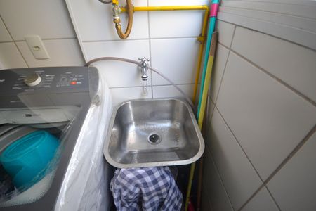 Apartamento para alugar com 57m², 3 quartos e 1 vaga Apartamento para alugar com 57m², 3 quartos e 1 vagaCozinha e Área de Serviço