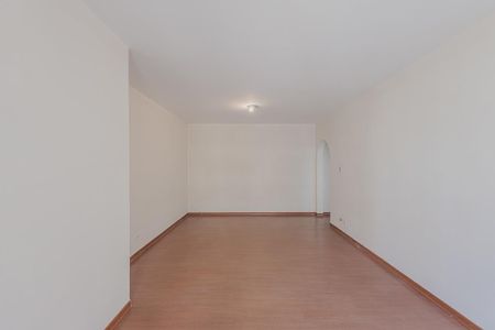 Apartamento para alugar com 75m², 2 quartos e 1 vagaSala