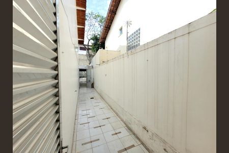 Casa à venda com 121m², 2 quartos e 2 vagas