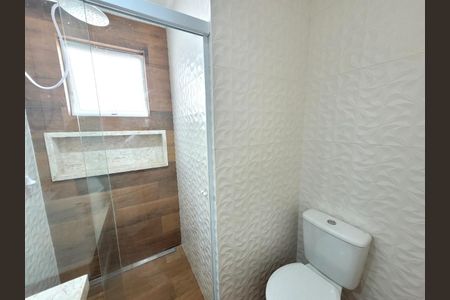 Casa à venda com 2 quartos, 121m² em Jardim Itapeva, São Paulo