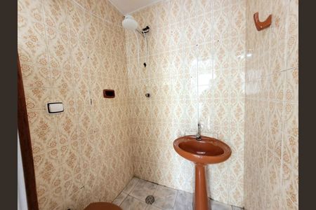 Casa à venda com 121m², 2 quartos e 2 vagas