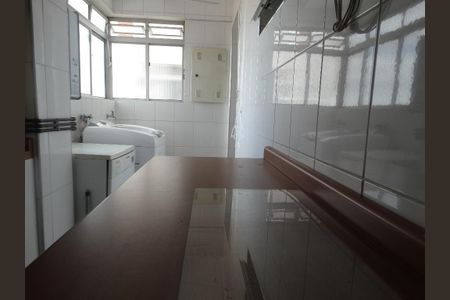 Apartamento à venda com 3 quartos, 115m² em Vila Nova Alba, São Paulo