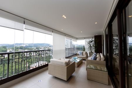 Apartamento à venda com 278m², 3 quartos e 5 vagasVaranda