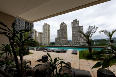 Apartamento à venda com 278m², 3 quartos e 5 vagasÁrea comum - Piscina