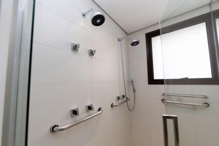 Apartamento à venda com 278m², 3 quartos e 5 vagasBanheiro suite master