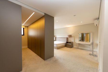 Apartamento à venda com 278m², 3 quartos e 5 vagasSuite master