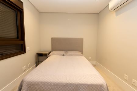 Apartamento à venda com 278m², 3 quartos e 5 vagasSuite 2