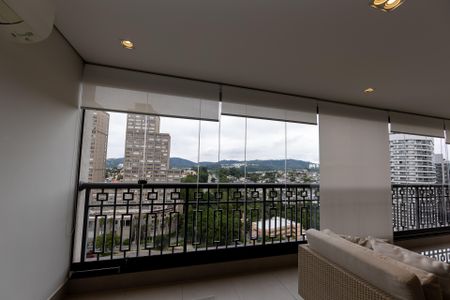 Apartamento à venda com 278m², 3 quartos e 5 vagasVaranda